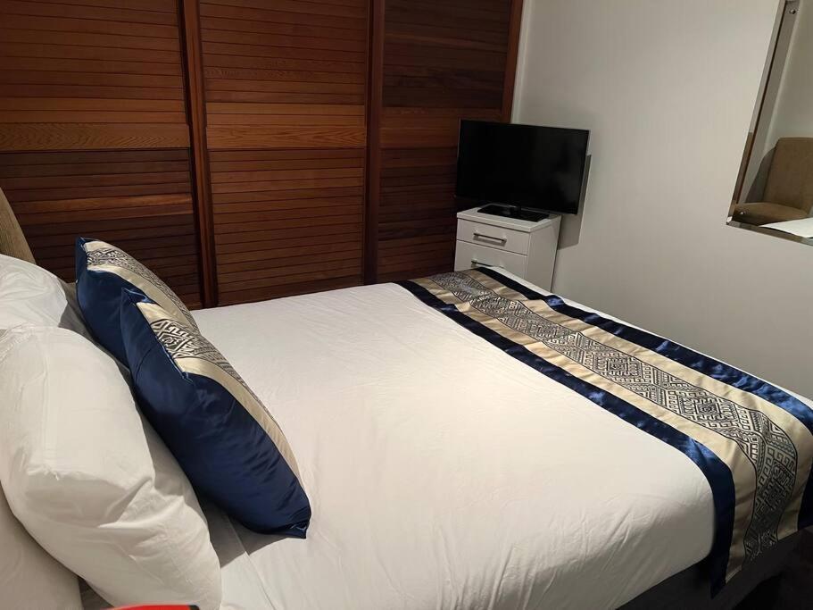 Seaview Waterfront Hotel Apt Окленд Экстерьер фото