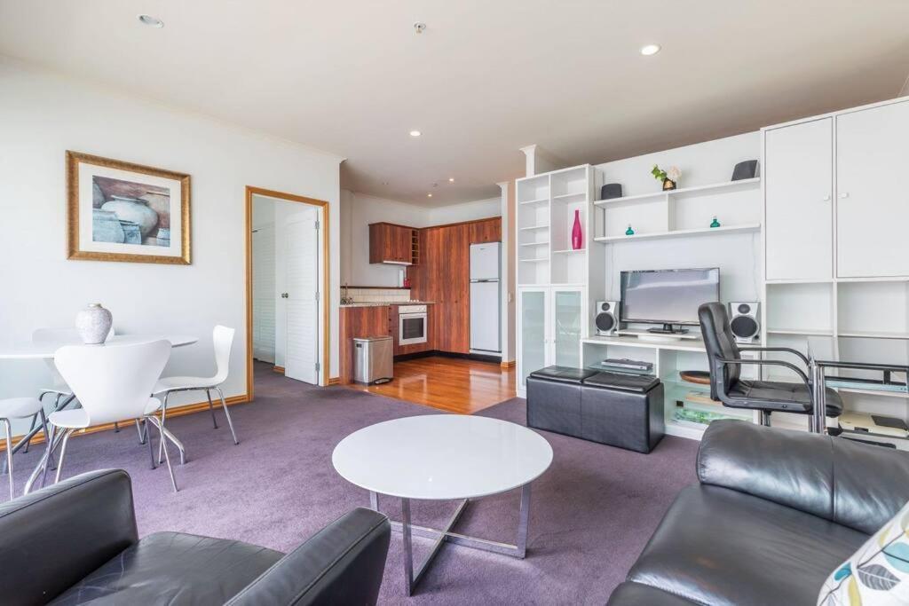 Seaview Waterfront Hotel Apt Окленд Экстерьер фото